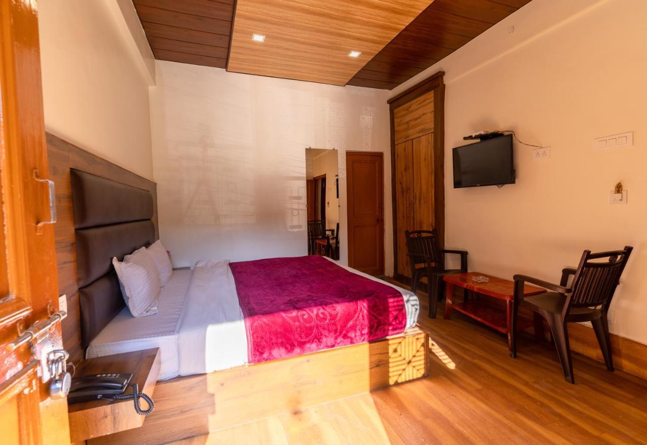 Hotel Woodland Nainital Eksteriør billede