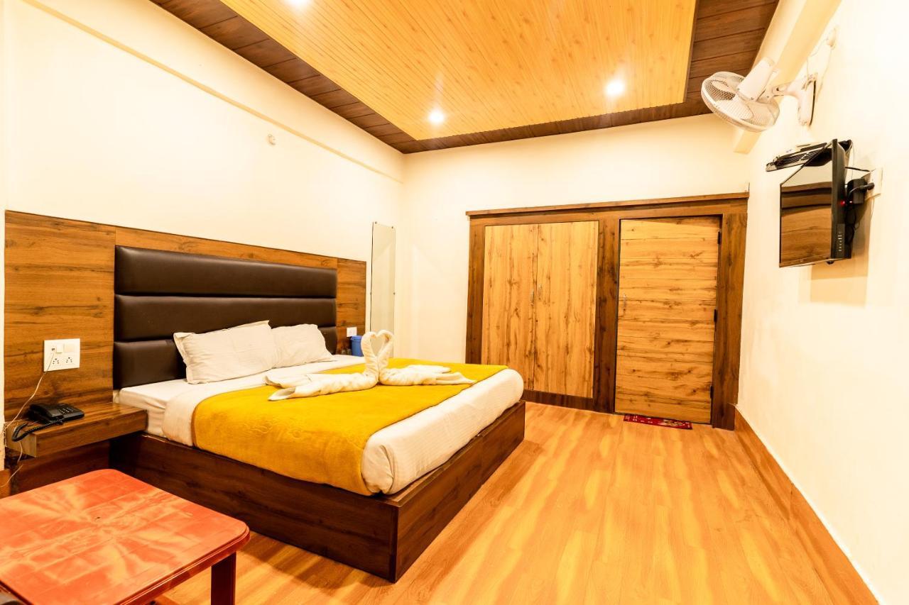 Hotel Woodland Nainital Eksteriør billede