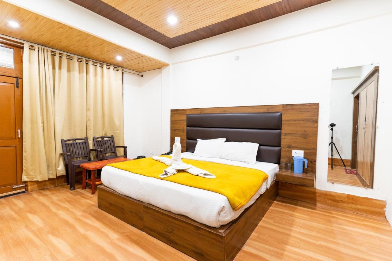 Hotel Woodland Nainital Eksteriør billede
