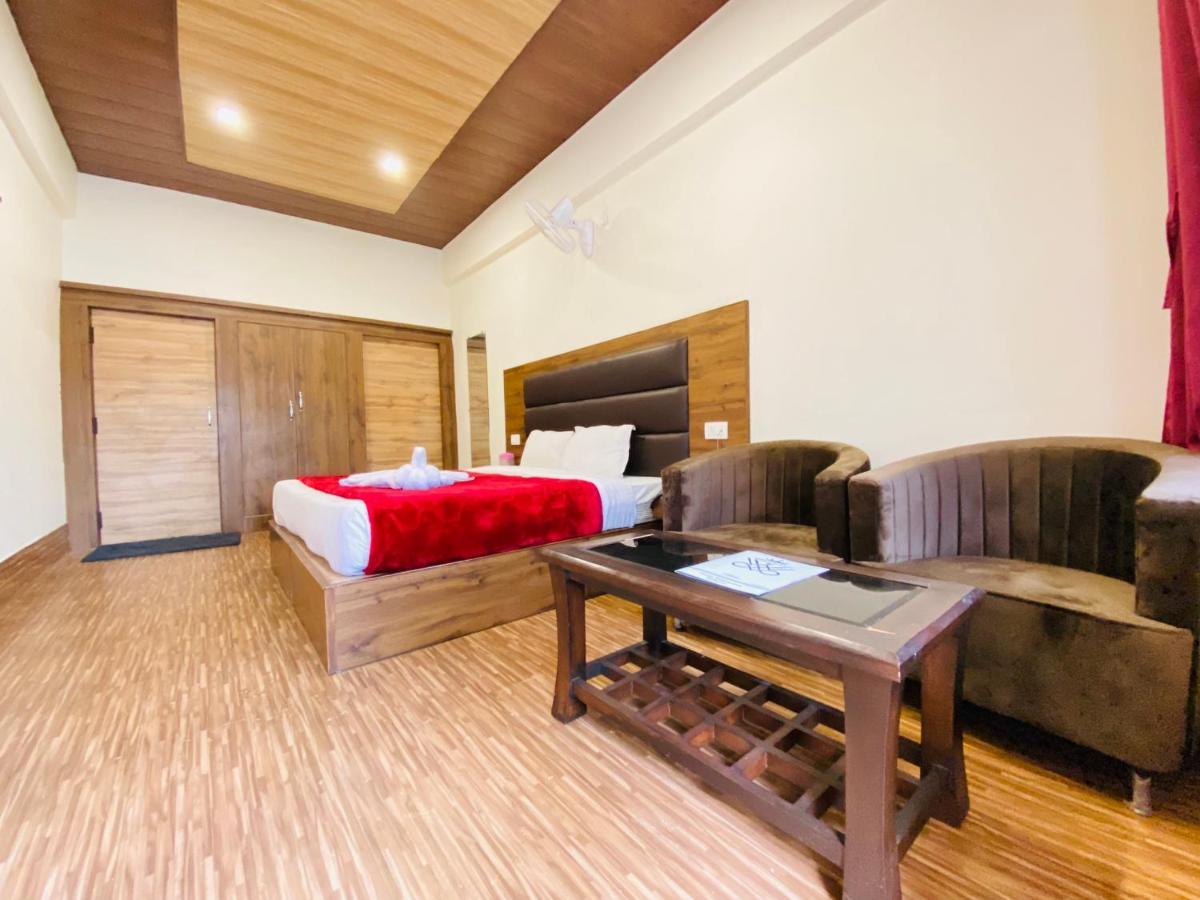 Hotel Woodland Nainital Eksteriør billede